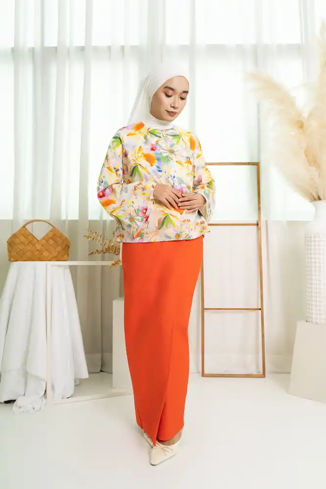Anggun Modest - Floral Bloom Top with Pencil Skirt